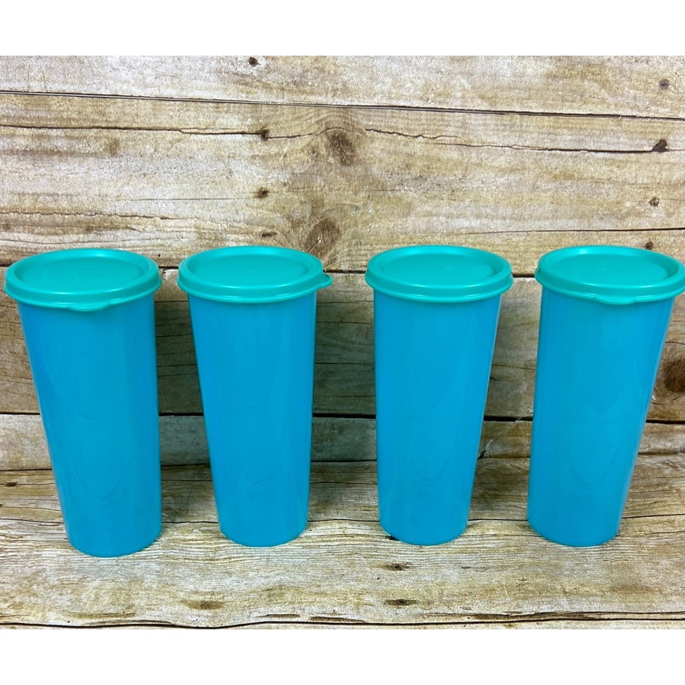 Tupperware Tumblers Straight Sided 16 oz Blue with Green Seals Set of 4 New